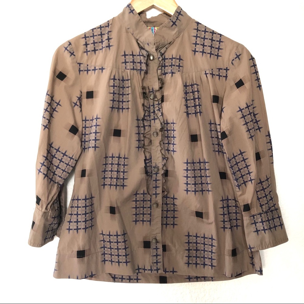 DEMA Modern Ruffle Button Down Top Size Small - Picture 11 of 11